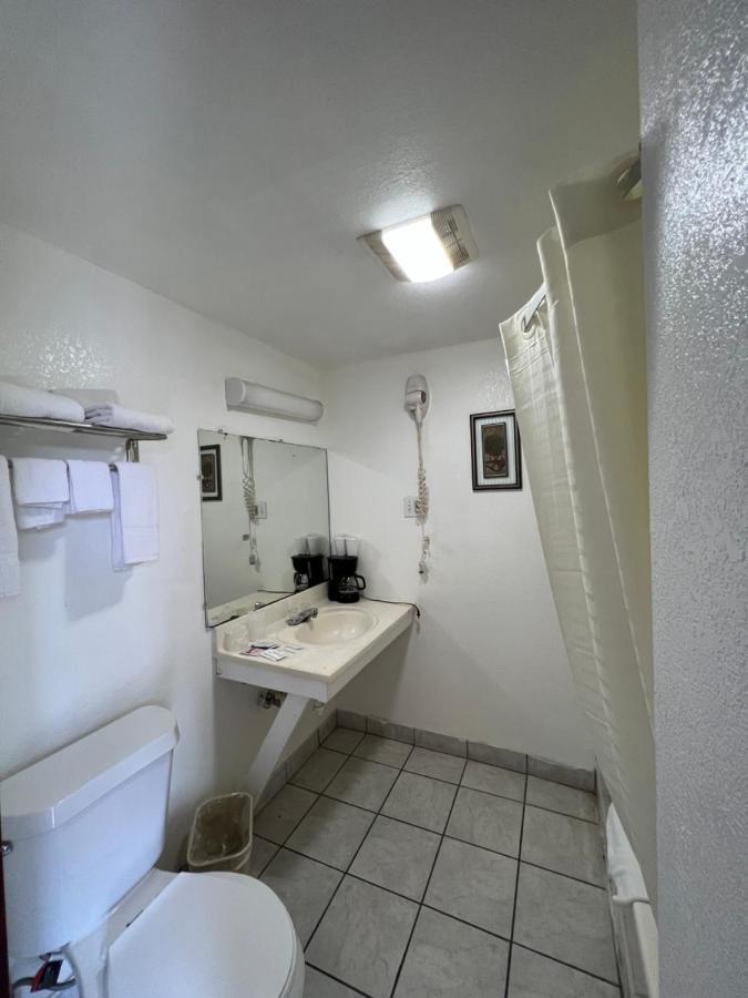Budget Inn & Suites Freer Exterior foto